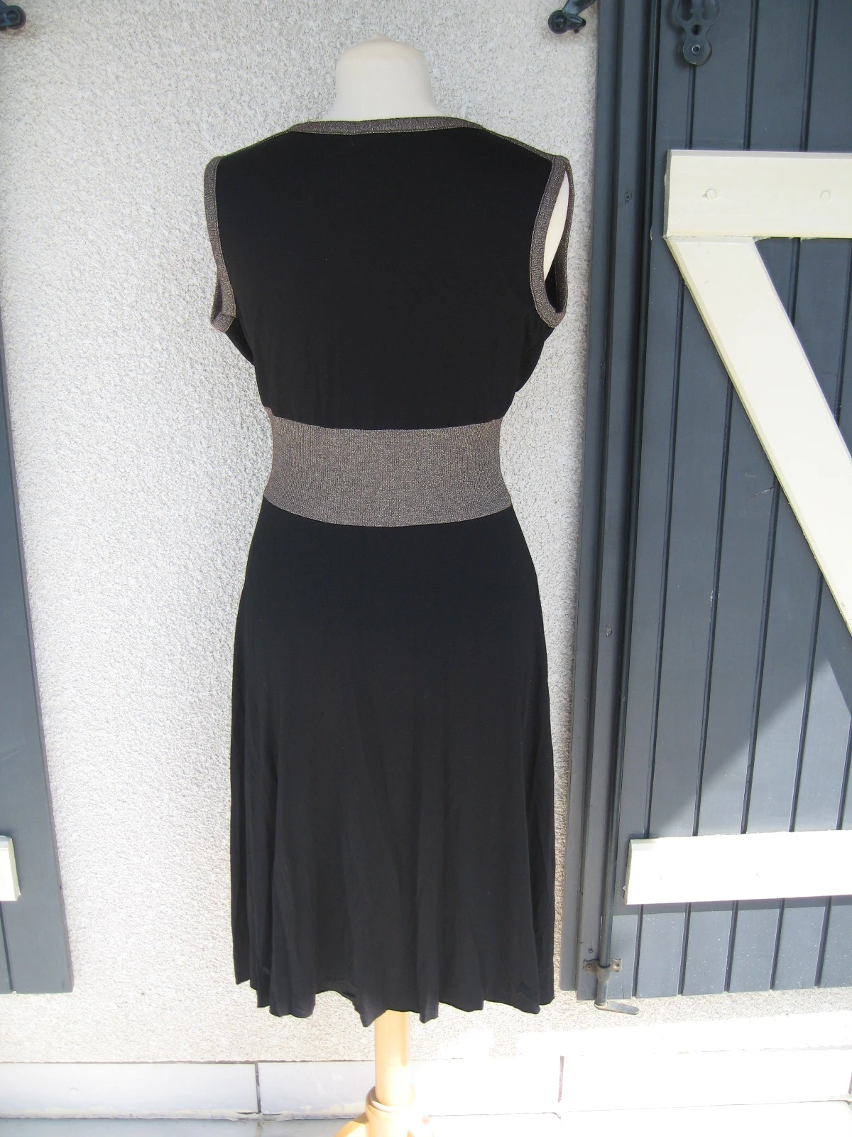 Sublime Vestido de Festa Preto e Dourado Chic à La Française Ótimo estado Tamanho P – photo 2